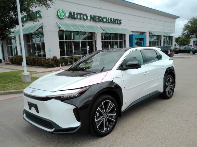 Used 2023 Toyota bZ4X Limited image 1