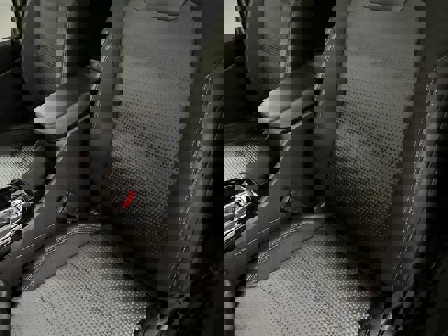 Certified 2025 Chevrolet Trax LT w/ LT Convenience Package image 18