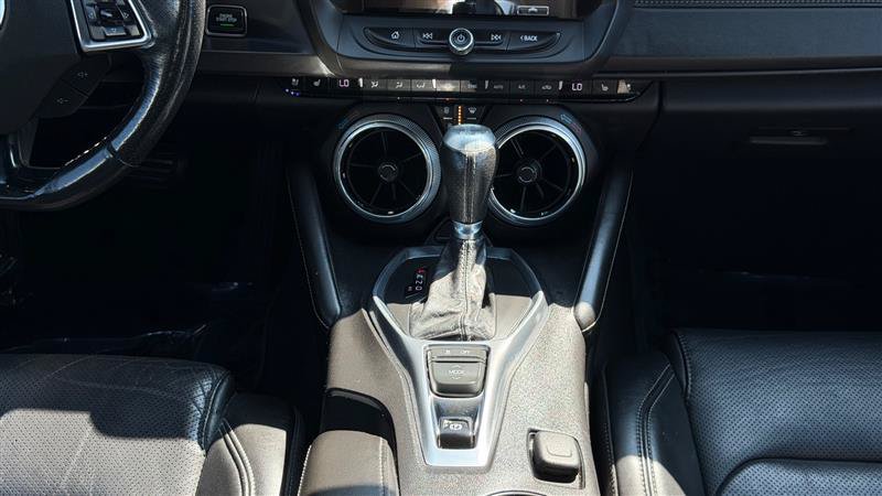 Used 2017 Chevrolet Camaro SS RWD image 28