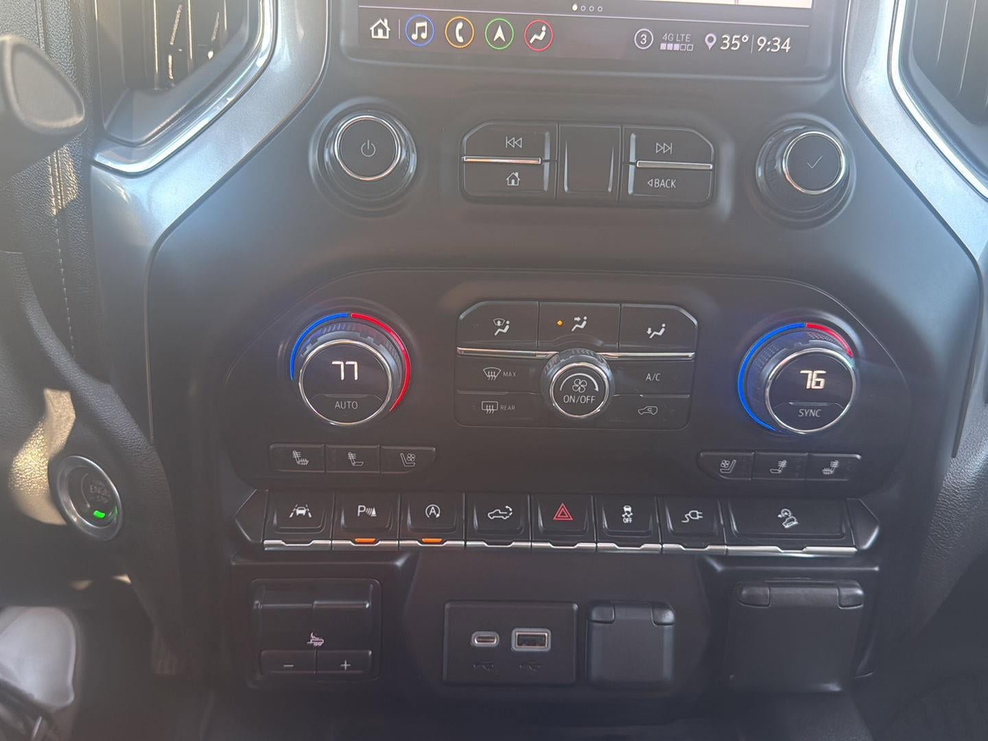 Used 2020 Chevrolet Silverado 1500 LTZ w/ LTZ Premium Package AWD/4WD image 24