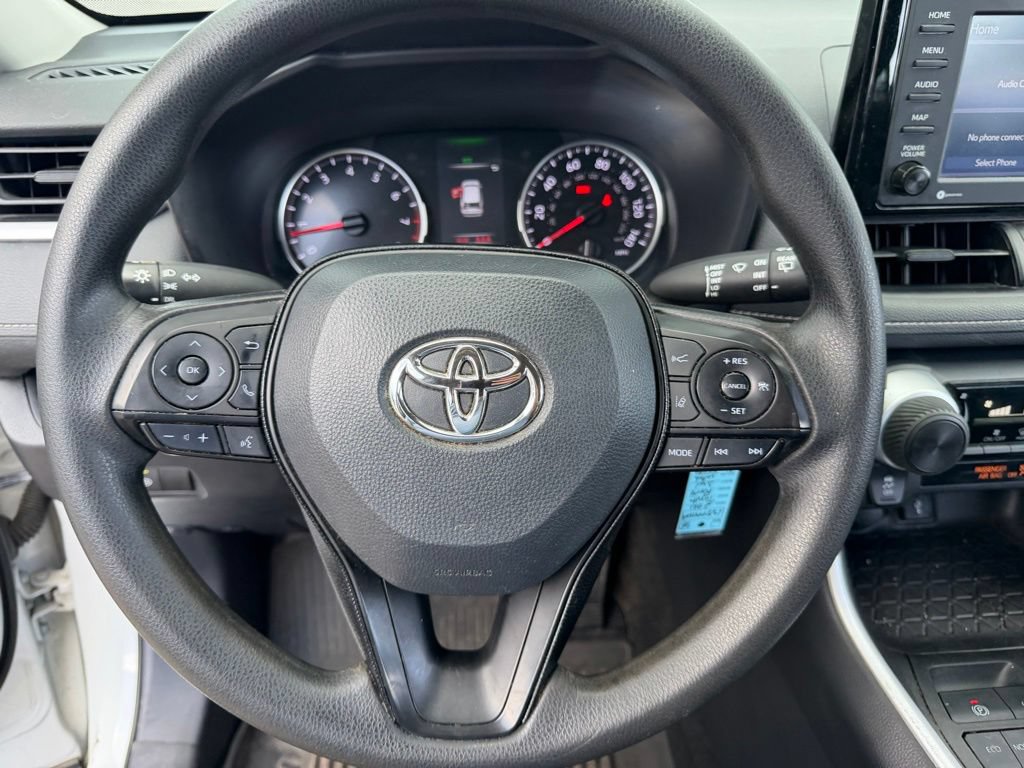 Used 2021 Toyota RAV4 LE FWD image 24