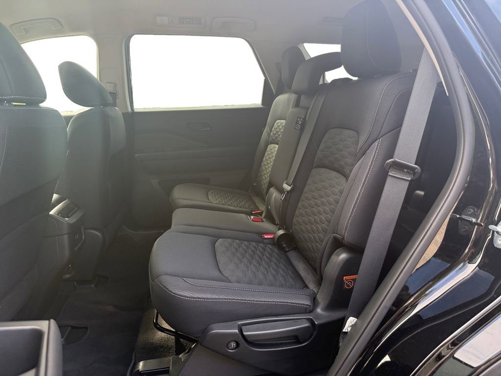 Used 2023 Nissan Pathfinder SV w/ Black Appearance Package image 13