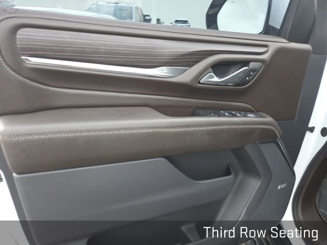 Used 2024 GMC Yukon Denali w/ Advanced Technology Package image 10
