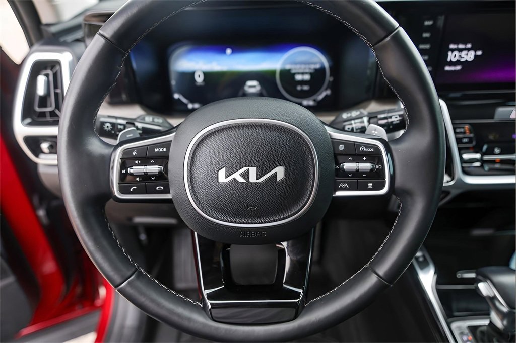 Used 2022 Kia Sorento SX Prestige image 12