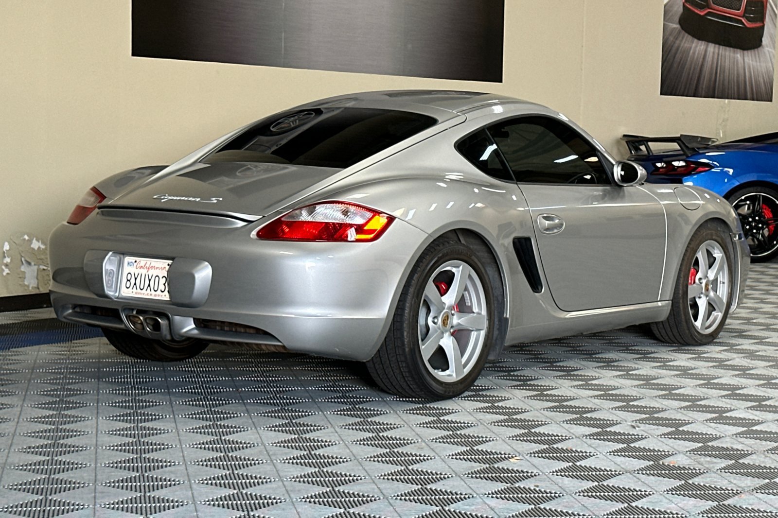Used 2007 Porsche Cayman S RWD image 4