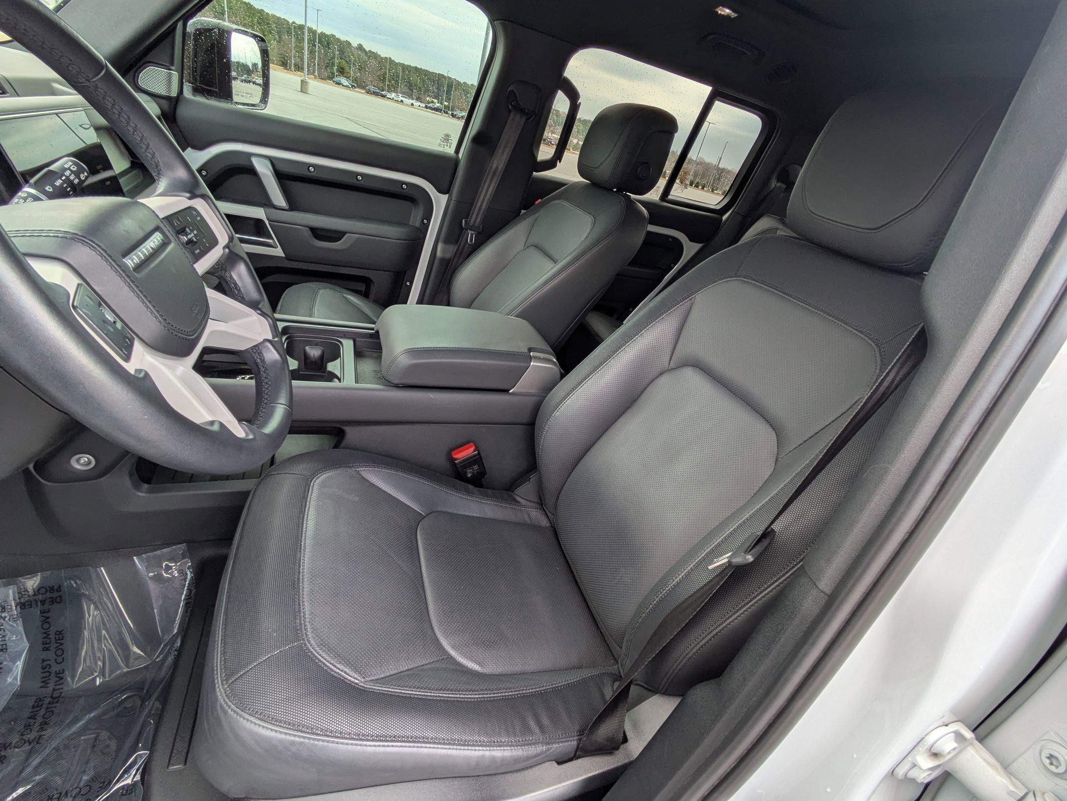 Certified 2023 Land Rover Defender 130 X-Dynamic SE image 20