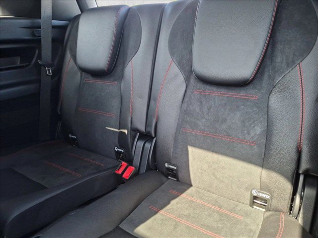 Used 2021 Mercedes-Benz GLB 250 4MATIC image 22