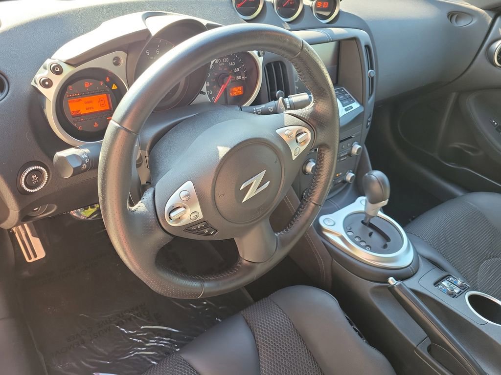 Certified 2019 Nissan 370Z Touring image 20