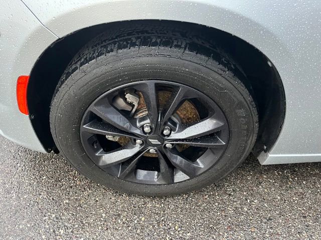 Used 2020 Dodge Charger SXT w/ Blacktop Package AWD/4WD image 18