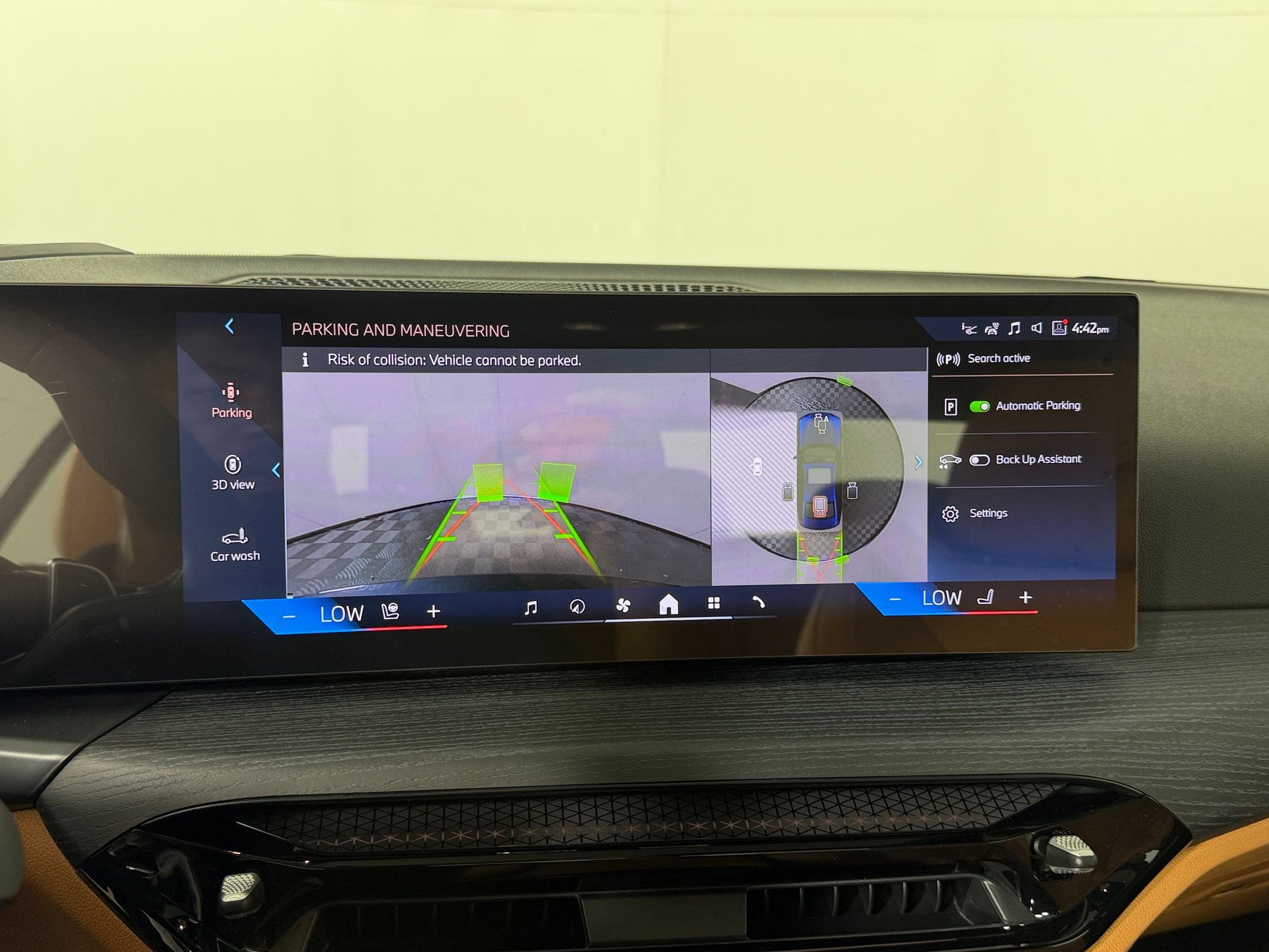 New 2026 BMW 330i Sedan w/ Premium Package image 25