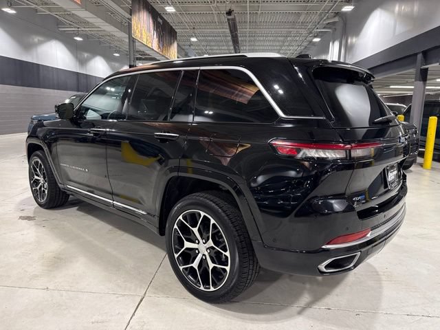 Used 2023 Jeep Grand Cherokee Summit AWD/4WD image 21