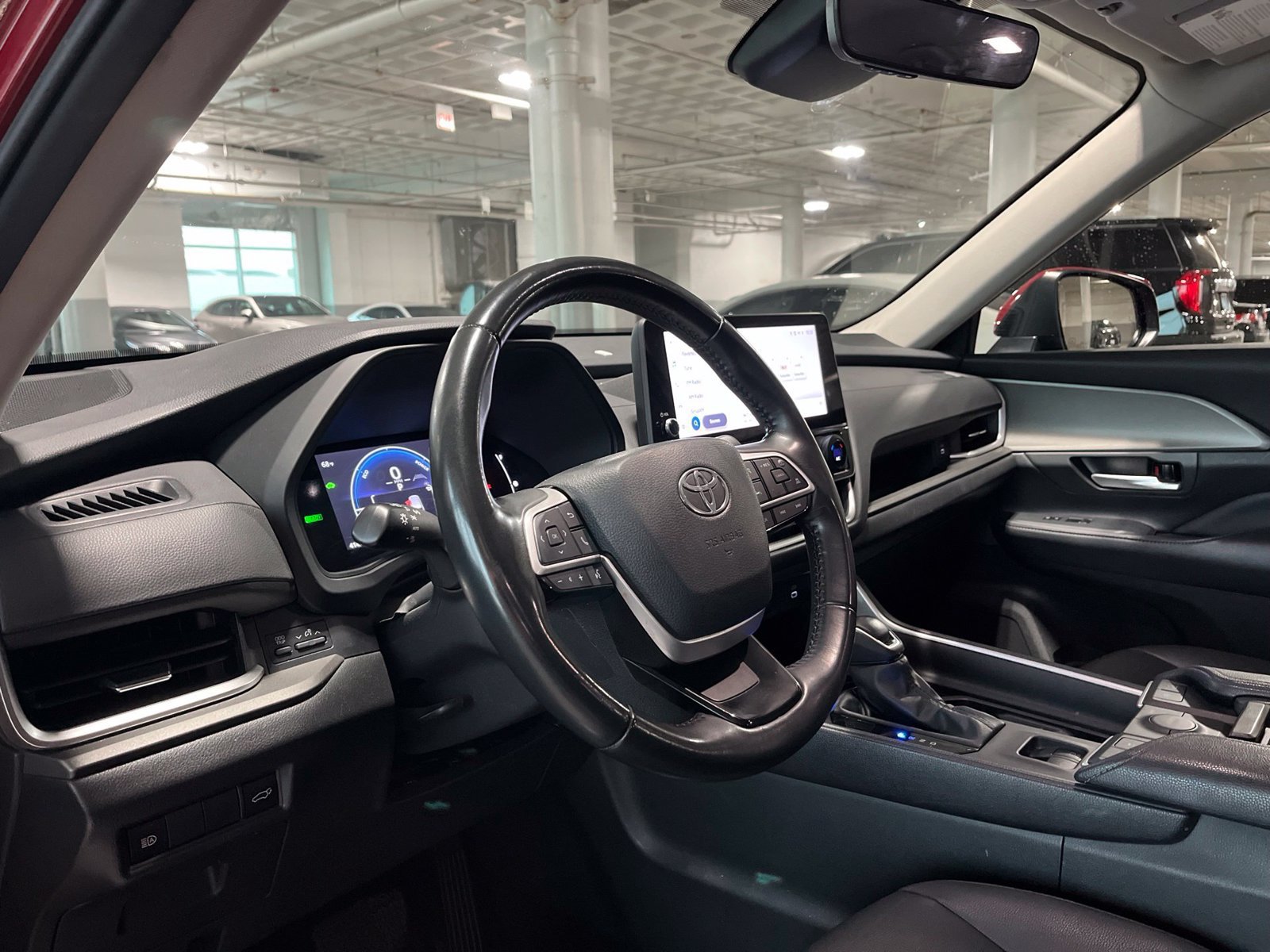 Used 2024 Toyota Grand Highlander AWD Hybrid image 16