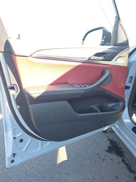 Used 2024 BMW X3 xDrive30i w/ Premium Package image 13