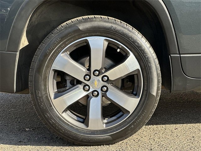 Used 2020 Chevrolet Traverse LT w/ LT Premium Package image 32