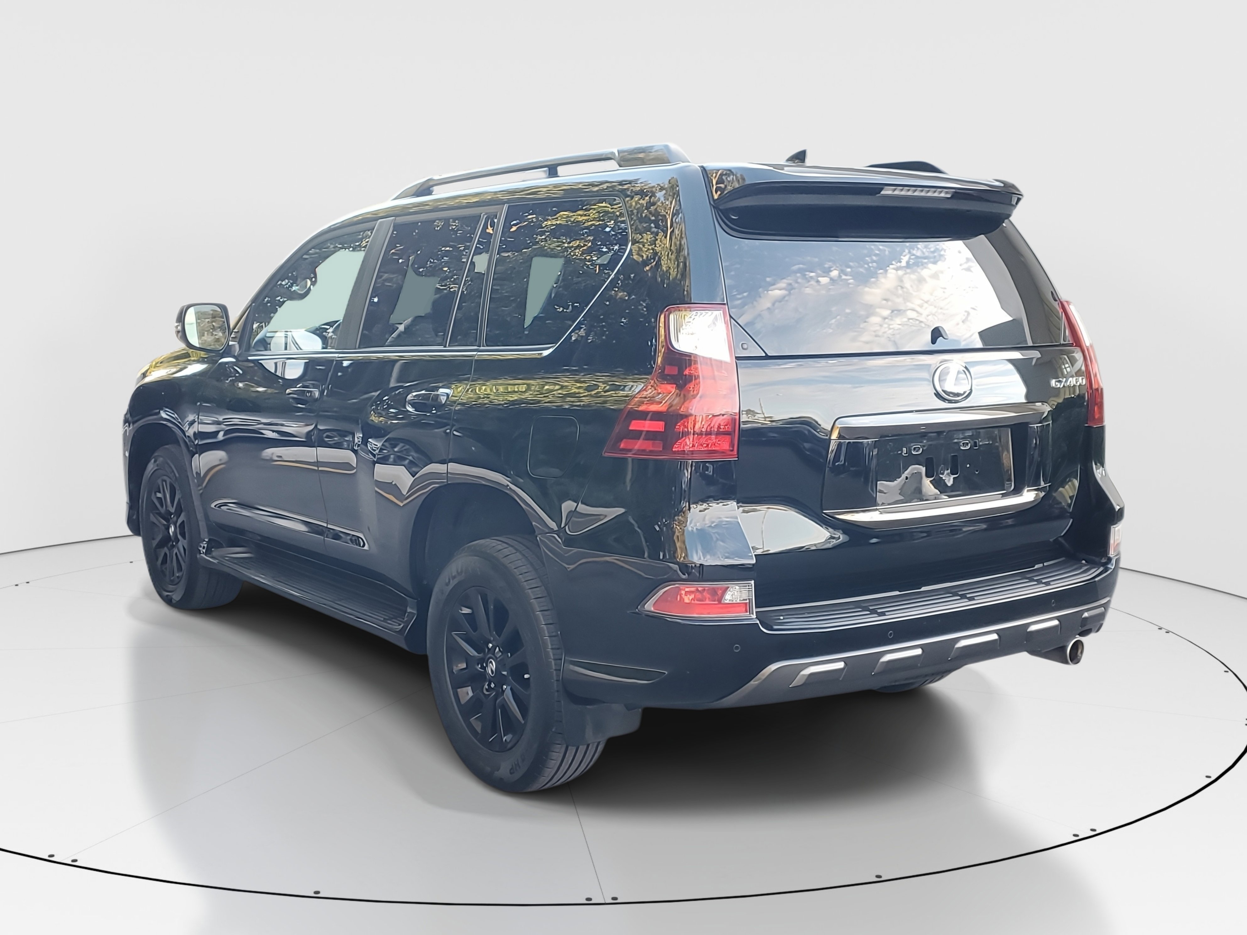 Certified 2022 Lexus GX 460 w/ Black Line Special Edition image 5