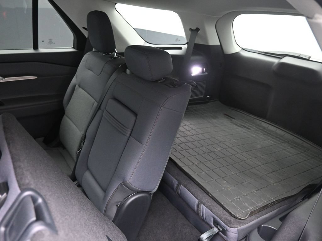 Used 2025 Ford Explorer Active RWD image 20