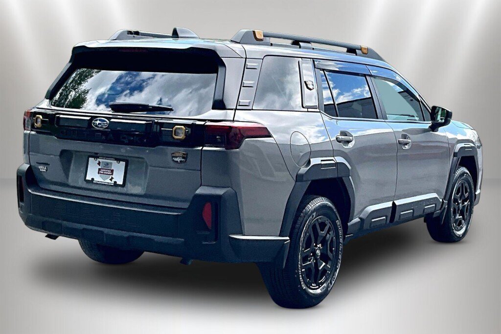 Used 2026 Subaru Outback Wilderness AWD/4WD image 5