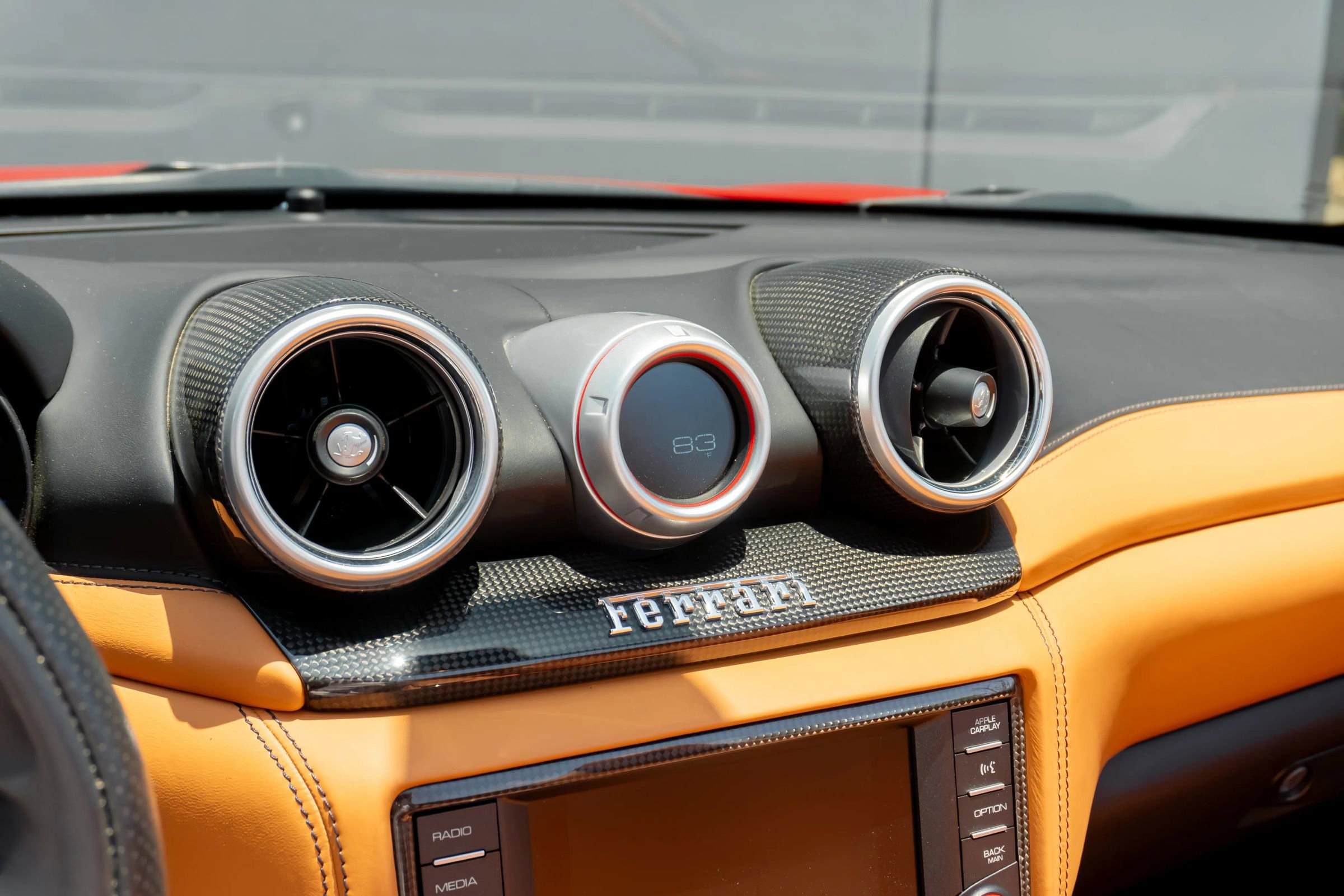 Used 2016 Ferrari California T RWD image 69