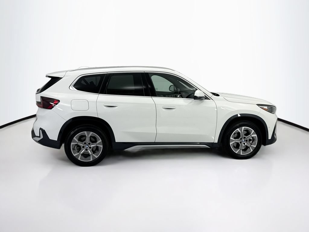 Used 2025 BMW X1 xDrive28i AWD/4WD image 4