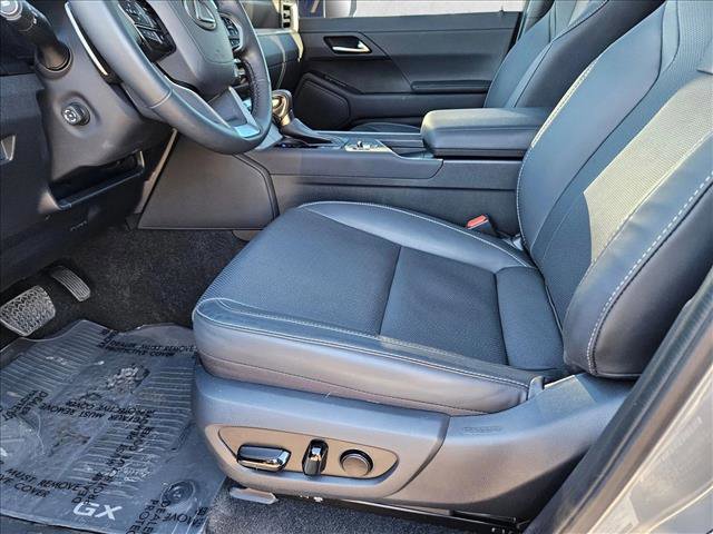 Used 2024 Lexus GX 550 GX 550 Premium image 16