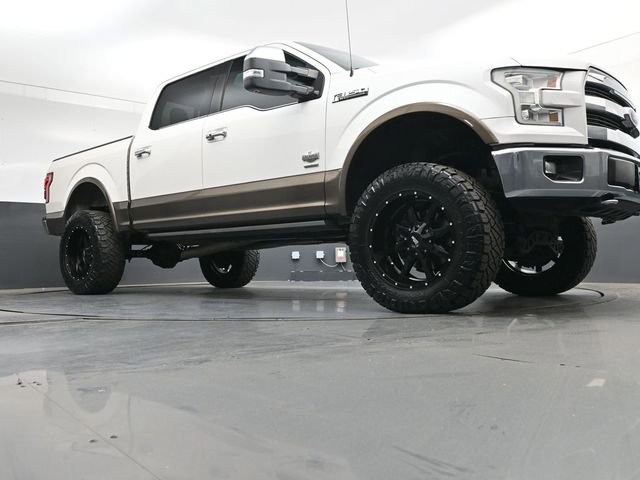 Used 2015 Ford F150 King Ranch w/ Equipment Group 601A Luxury AWD/4WD image 20