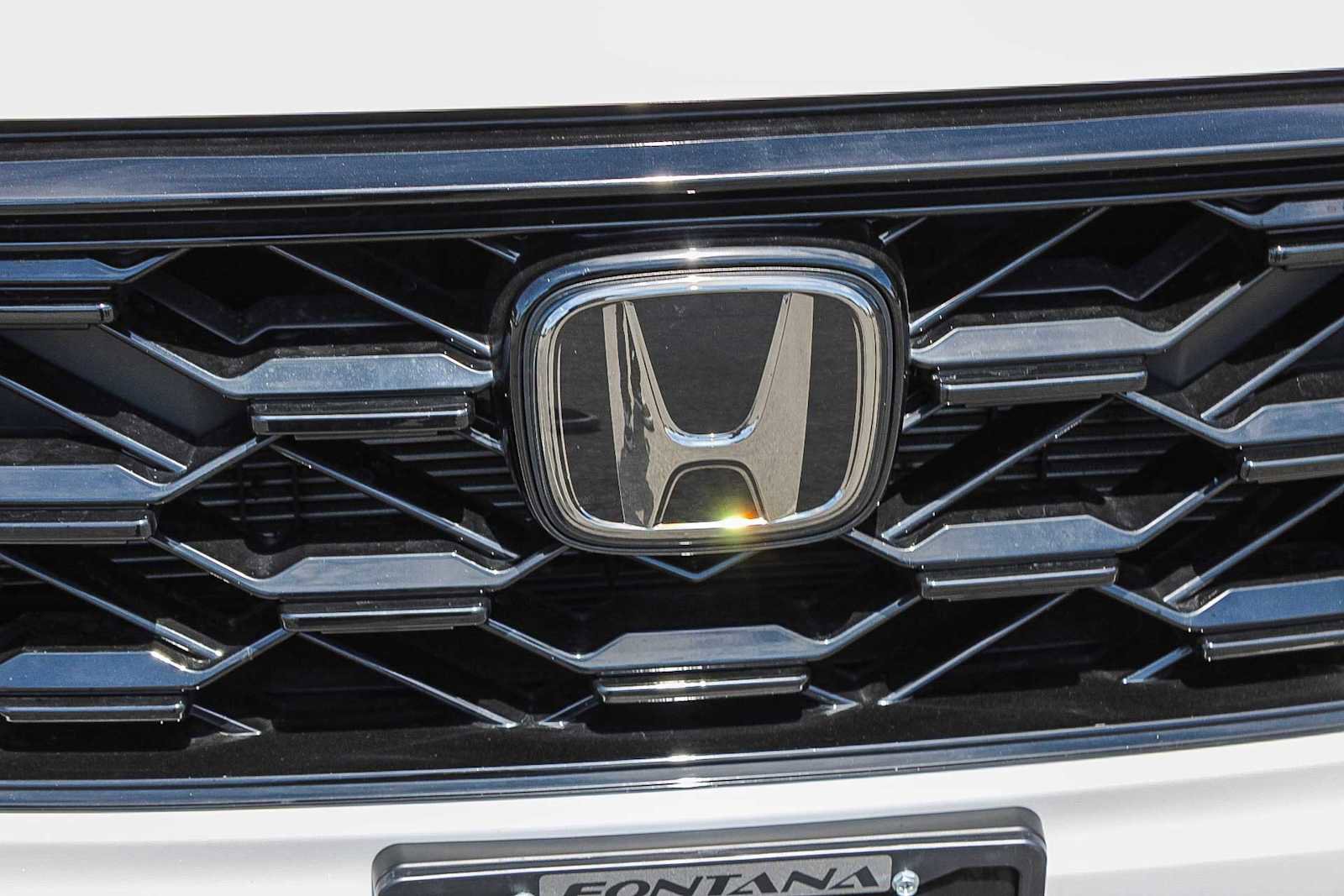 Used 2025 Honda CR-V Sport-L image 5