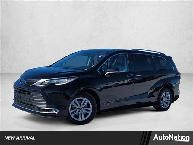 Used 2021 Toyota Sienna Limited