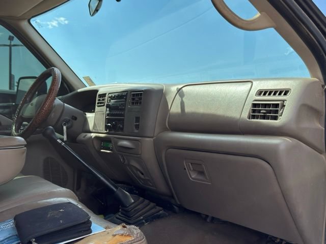 Used 2001 Ford F350 Lariat RWD image 17