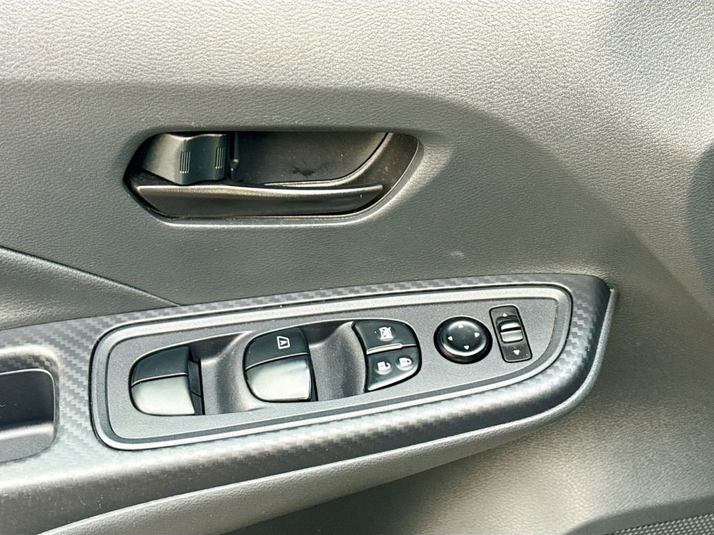 Used 2021 Nissan Versa S image 18