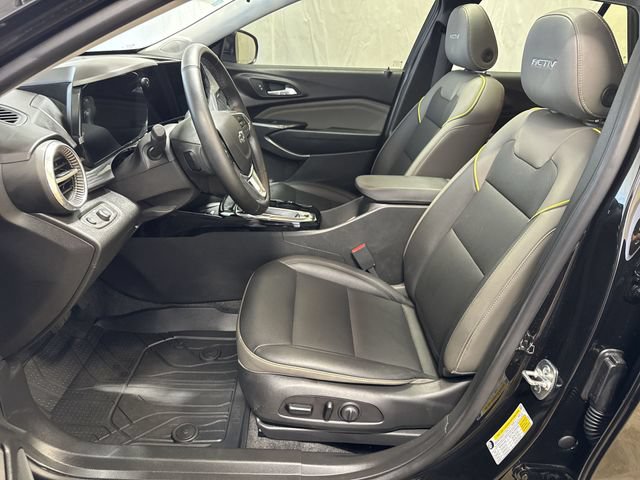 Certified 2025 Chevrolet Trax ACTIV w/ Sunroof Package FWD image 10