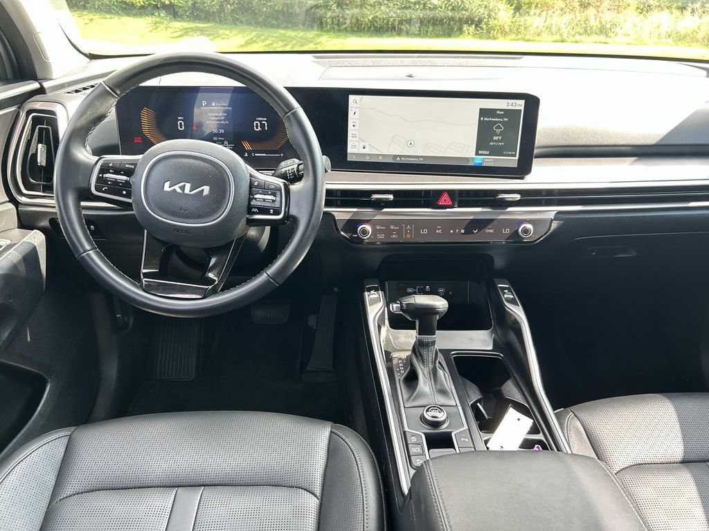 Used 2025 Kia Sorento S FWD image 22