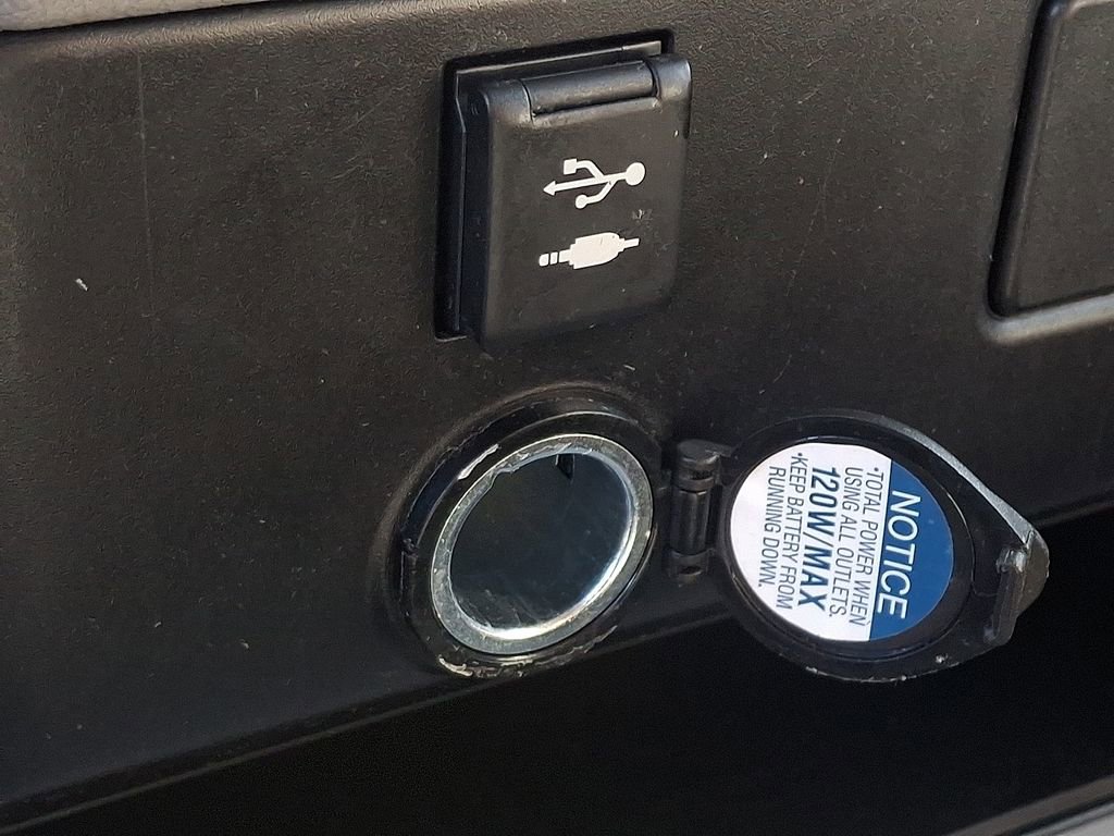 Used 2020 Toyota Sienna L image 22