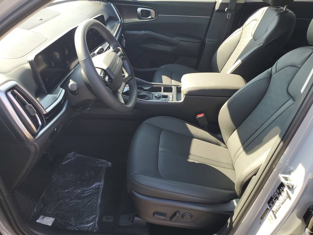 New 2026 Kia Sorento S w/ S Panoramic Sunroof Package FWD image 5