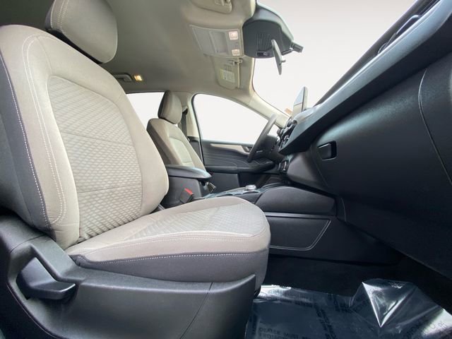 Used 2022 Ford Escape SE image 15