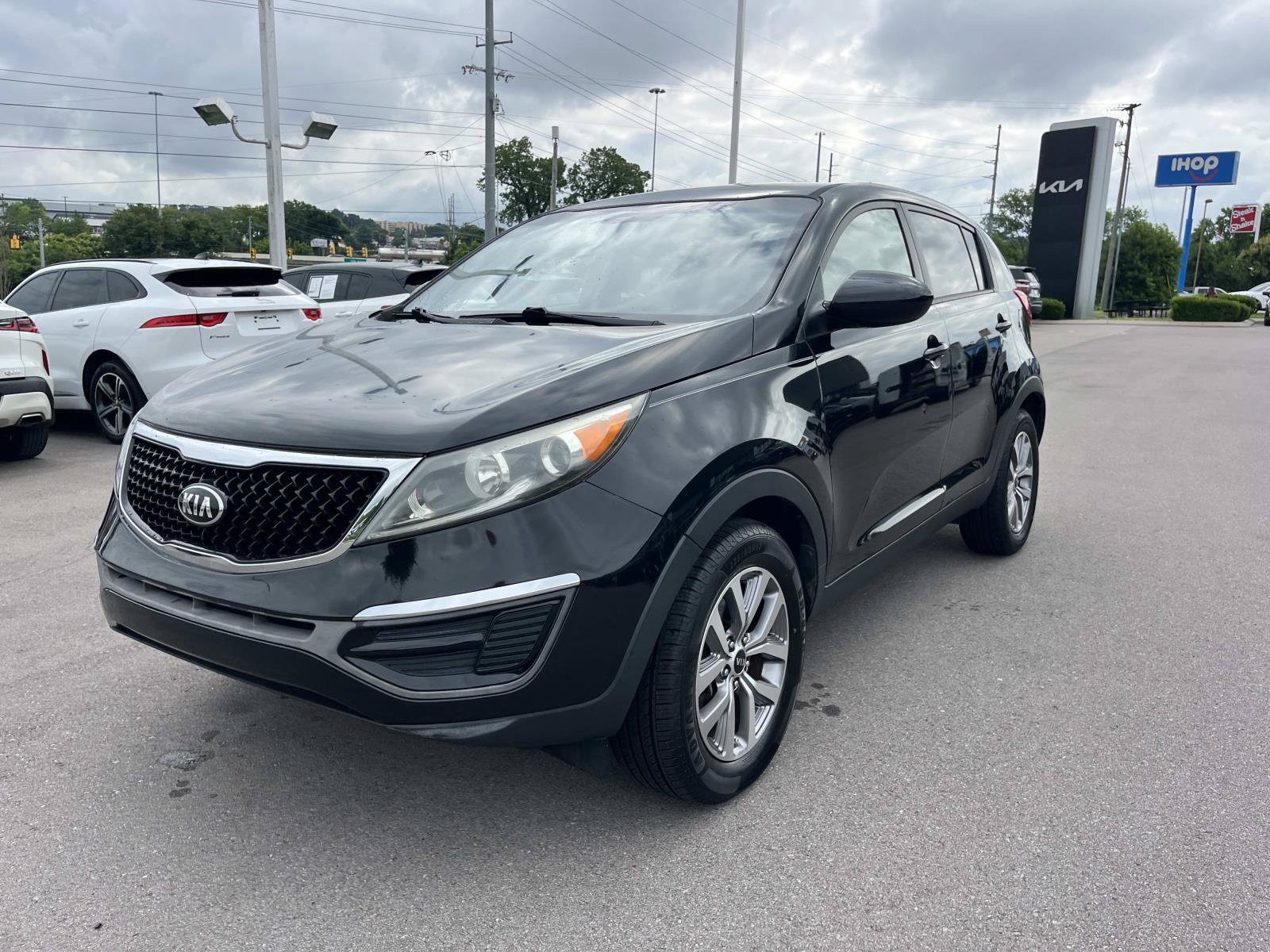 Used 2016 Kia Sportage LX FWD image 7