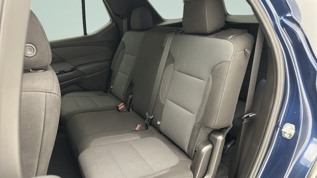 Used 2023 Chevrolet Traverse LT AWD/4WD image 10