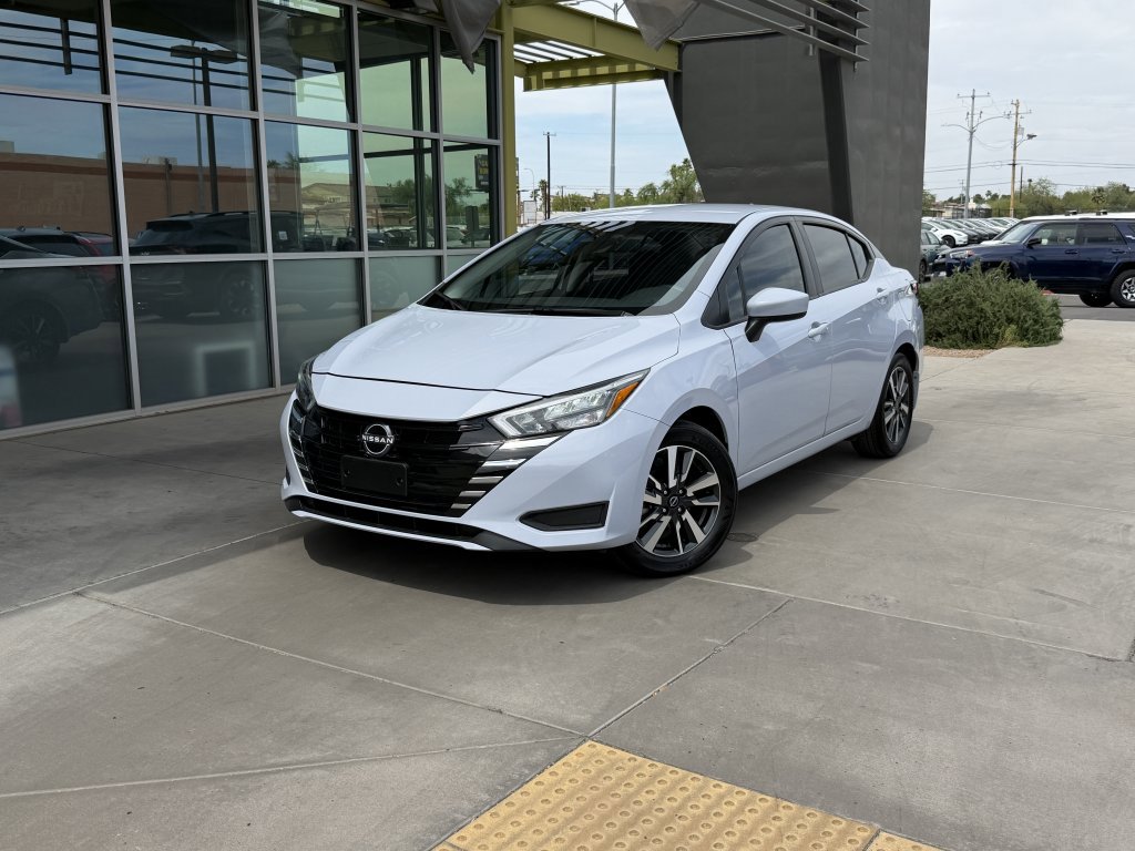 Used 2025 Nissan Versa SV w/ Trunk Package image 2