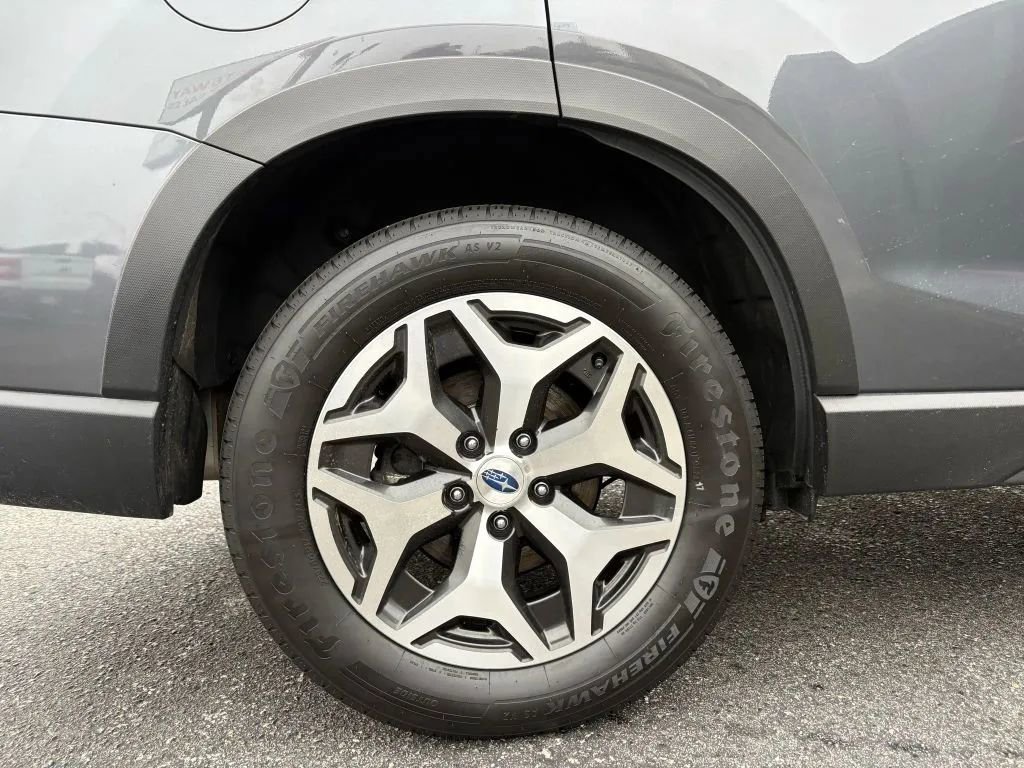 Used 2022 Subaru Forester Premium AWD/4WD image 26