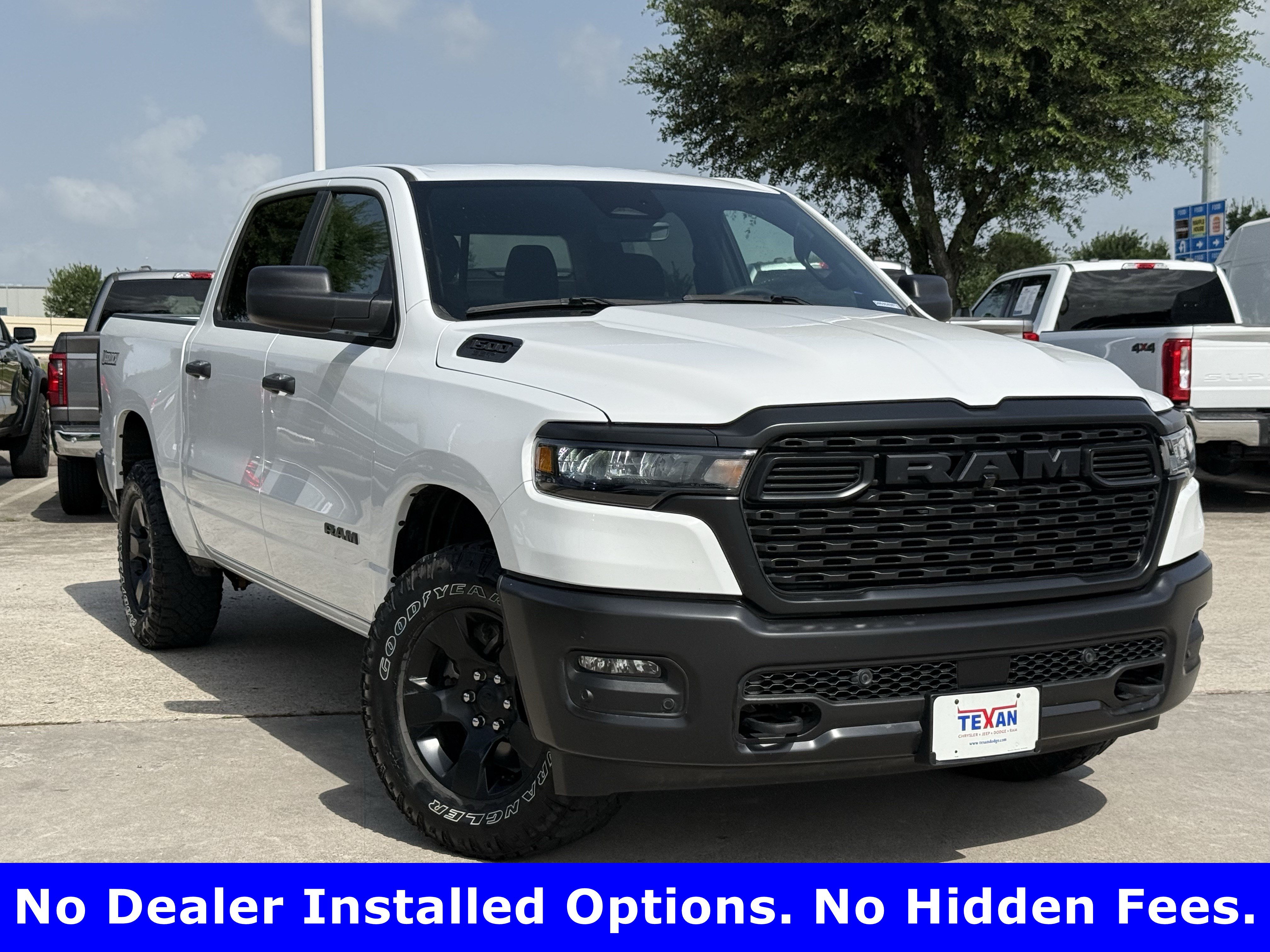 Used 2025 RAM 1500 Warlock AWD/4WD image 2