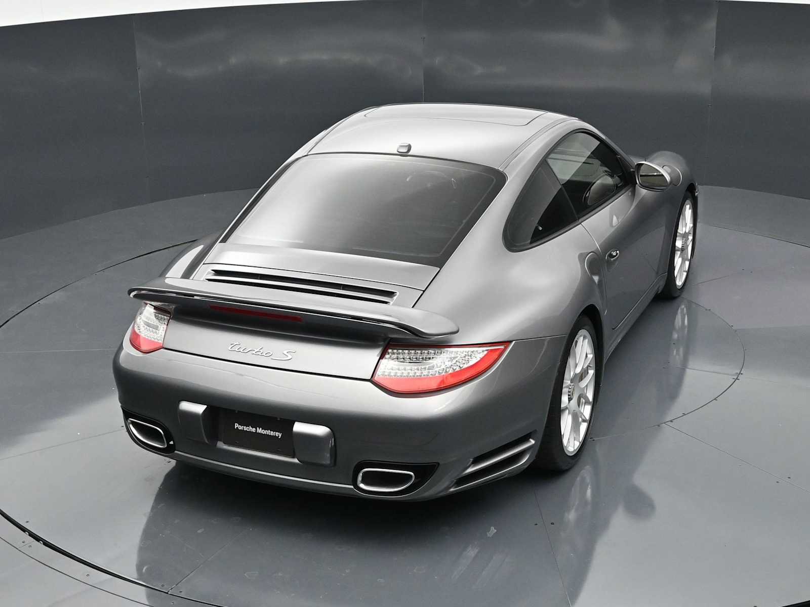 Used 2013 Porsche 911 Turbo S AWD/4WD image 34