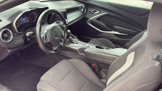 Used 2019 Chevrolet Camaro LT image 10