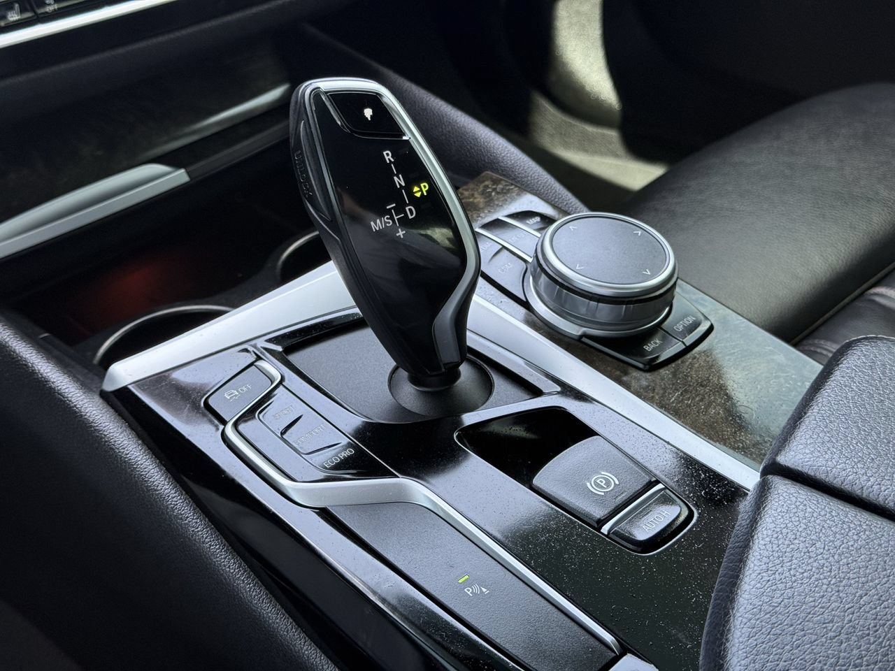 Used 2019 BMW 540i w/ Convenience Package RWD image 20