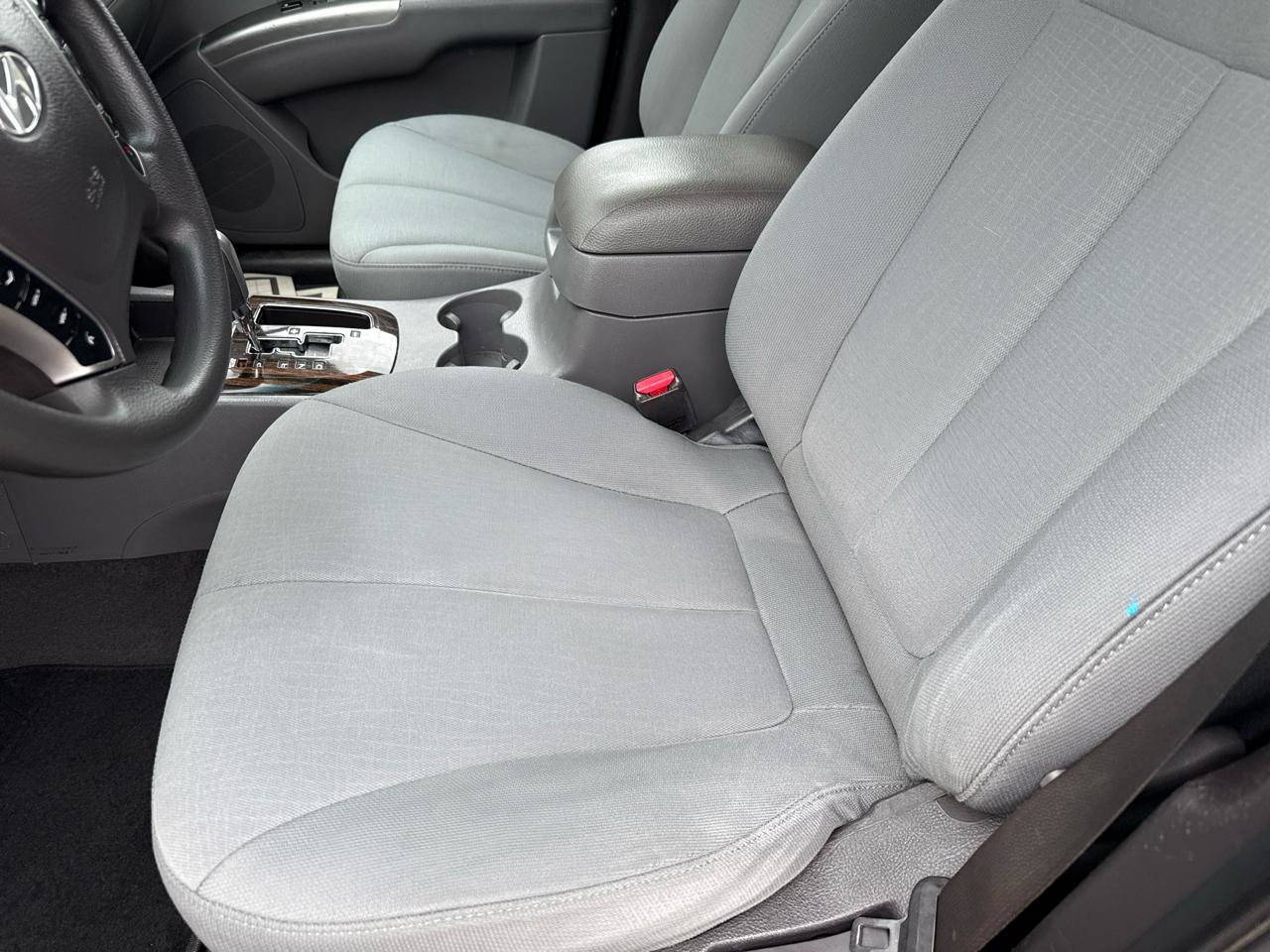 Used 2010 Hyundai Santa Fe GLS FWD image 10