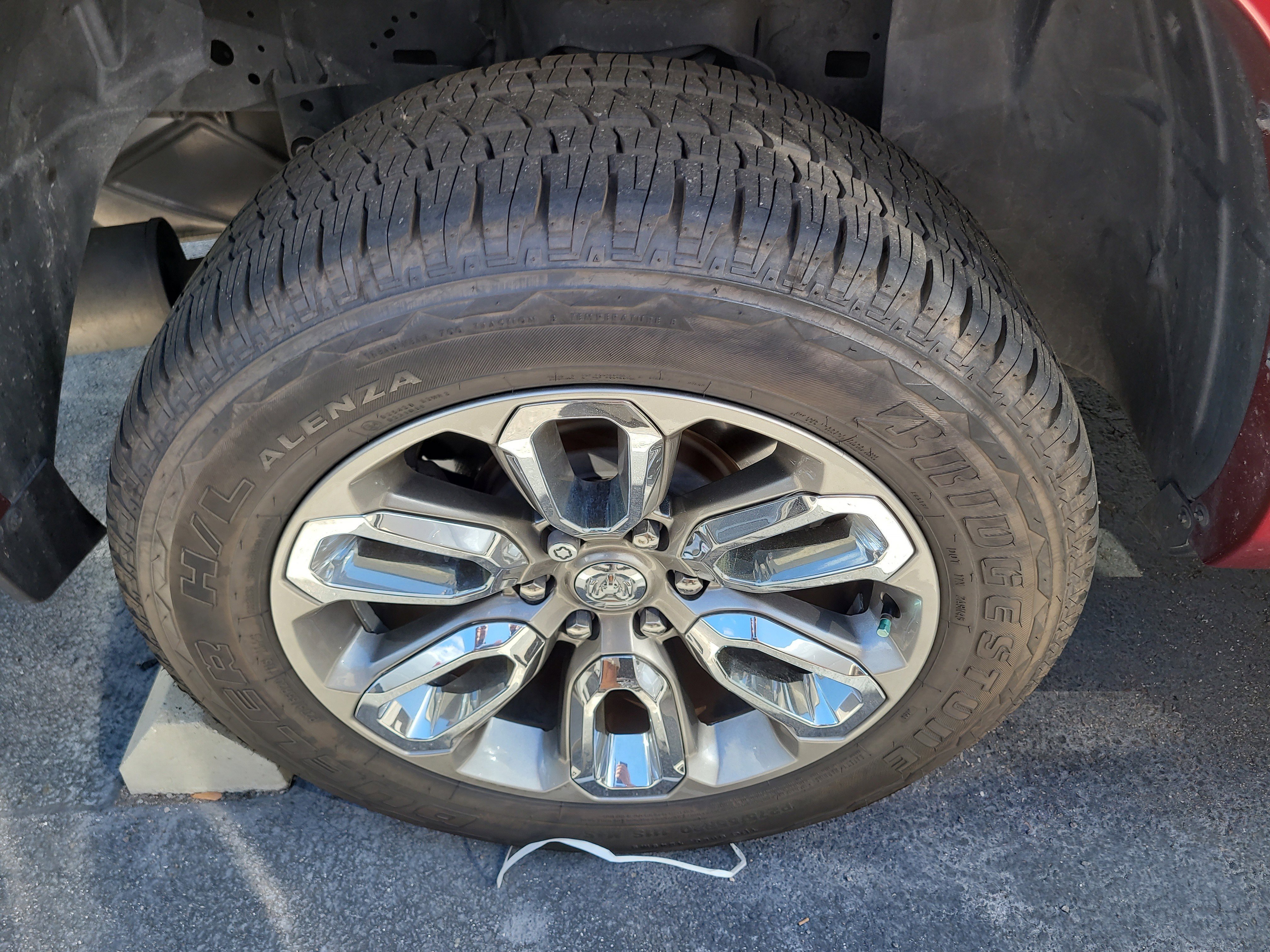 Used 2021 RAM 1500 Laramie w/ Sport Appearance Package image 7