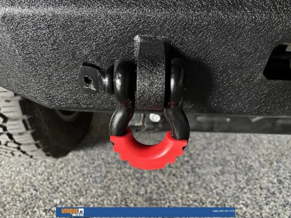 Used 2023 Jeep Gladiator Overland image 12