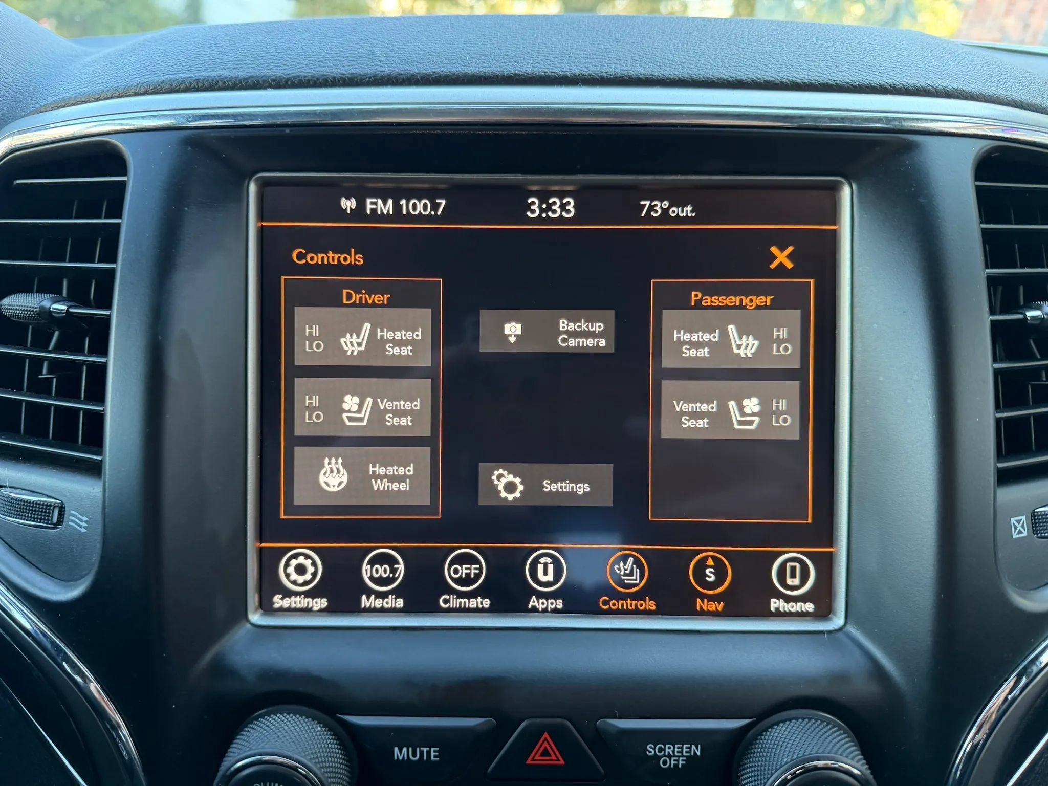 Used 2018 Jeep Grand Cherokee Trailhawk AWD/4WD image 18