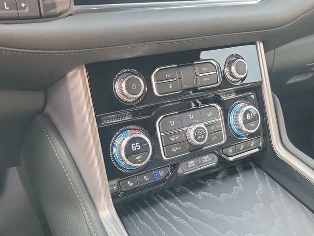 Used 2023 GMC Yukon Denali image 15