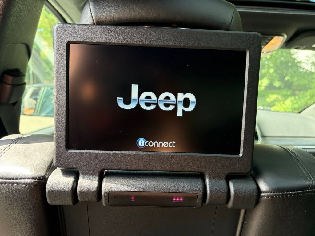 Used 2021 Jeep Grand Cherokee Limited w/ Luxury Group II AWD/4WD image 35