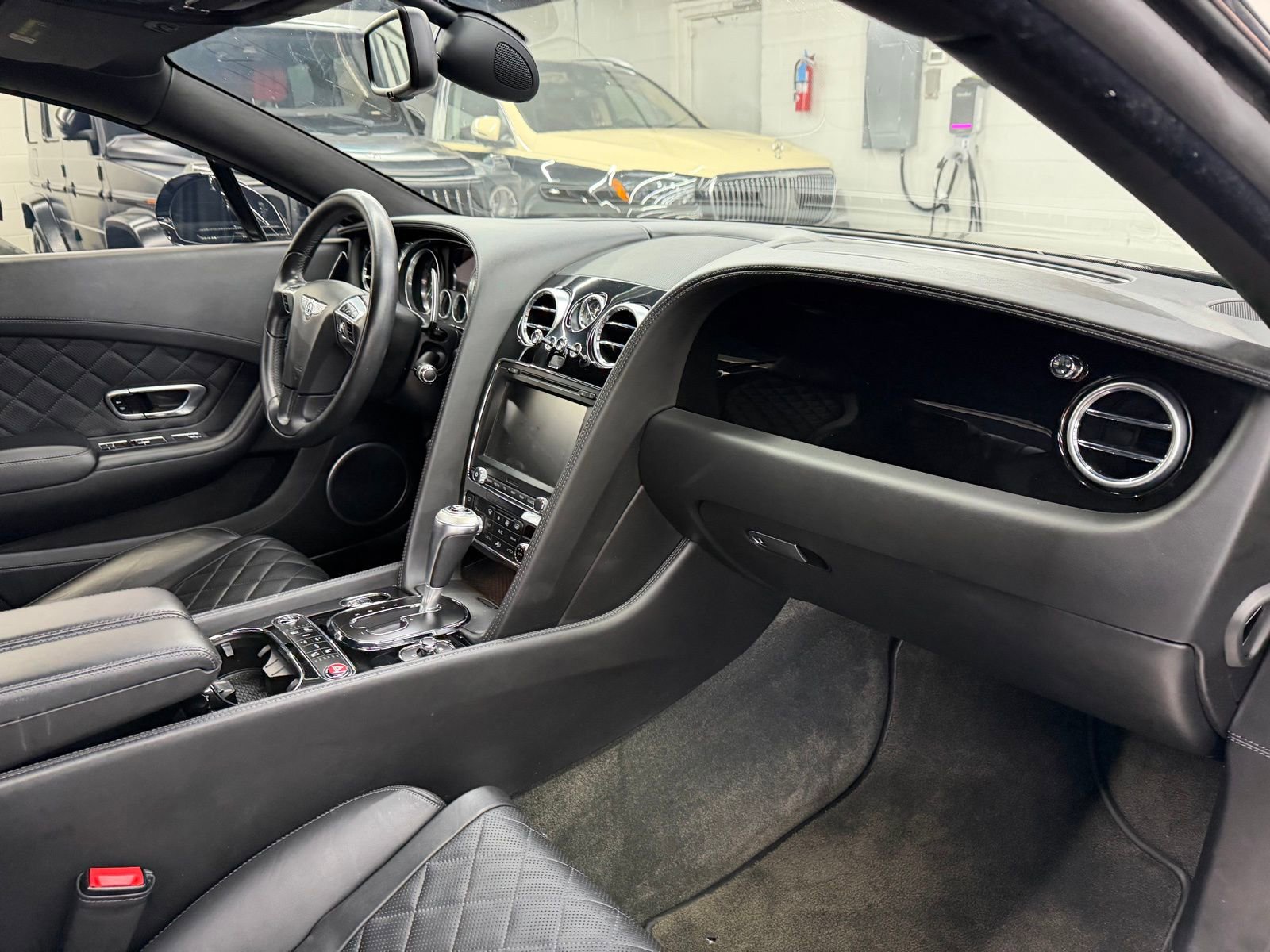 Used 2017 Bentley Continental GT image 18