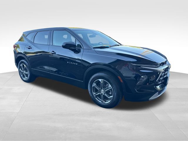 Certified 2026 Chevrolet Blazer LT FWD image 7